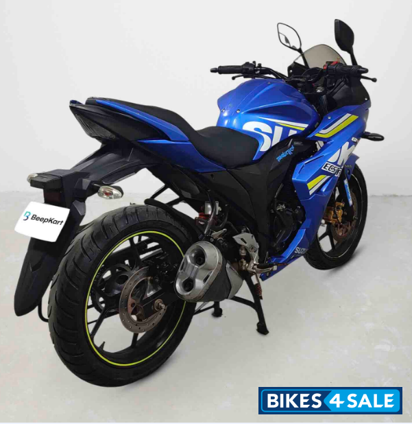 Suzuki Gixxer SF