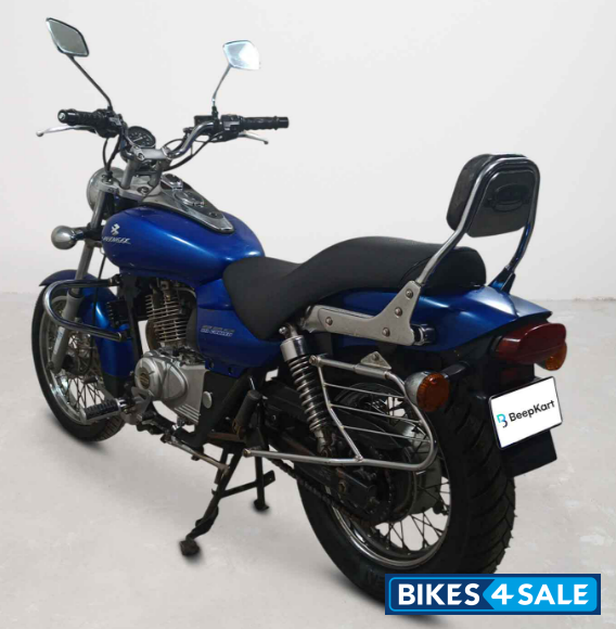 Bajaj Avenger 180 DTS-i