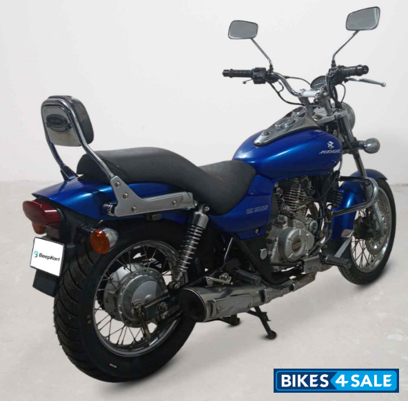 Bajaj Avenger 180 DTS-i