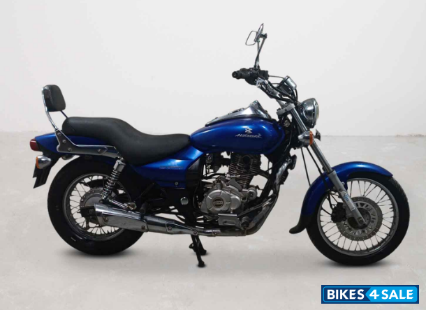 Bajaj Avenger 180 DTS-i
