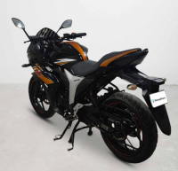 Suzuki Gixxer SF