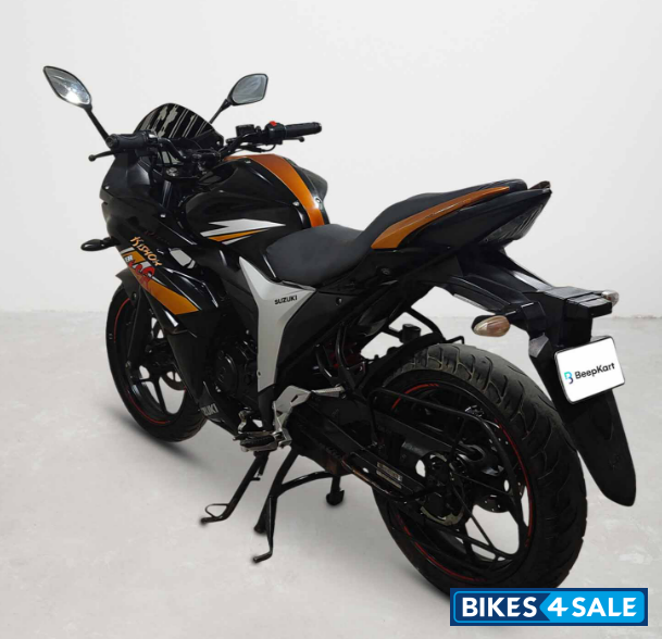 Suzuki Gixxer SF