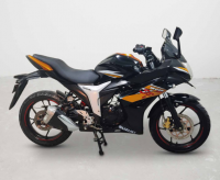 Suzuki Gixxer SF