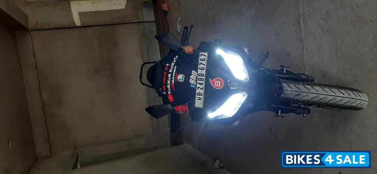 Ebony (black) Kawasaki Ninja 300 BS6