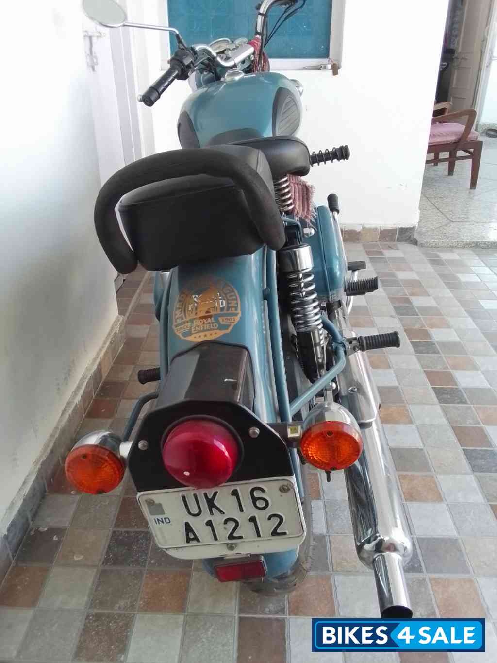 Squarden Blue Royal Enfield Classic Squadron Blue