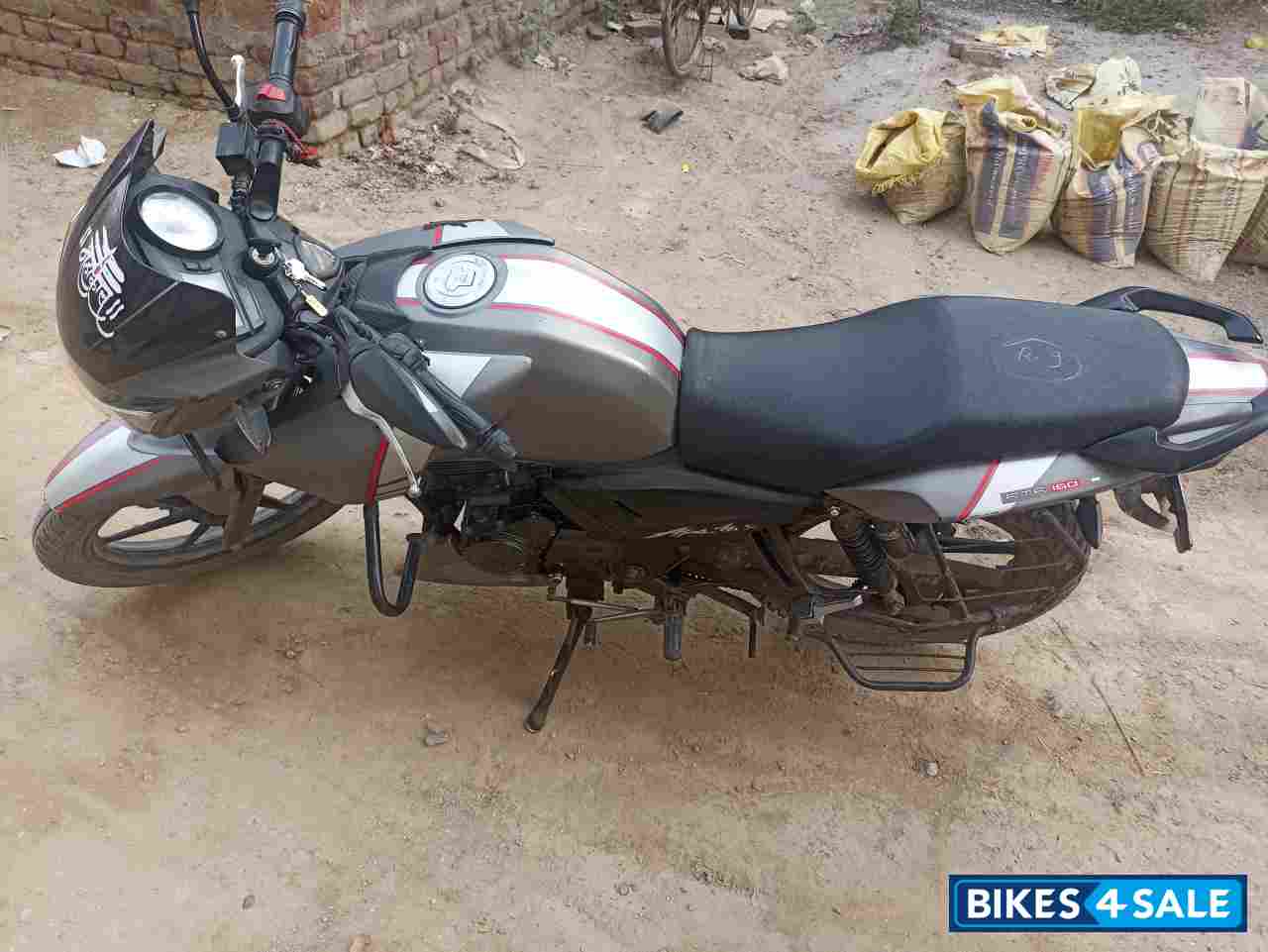 Grey TVS Apache RTR 160 Grey TVS Apache RTR 160