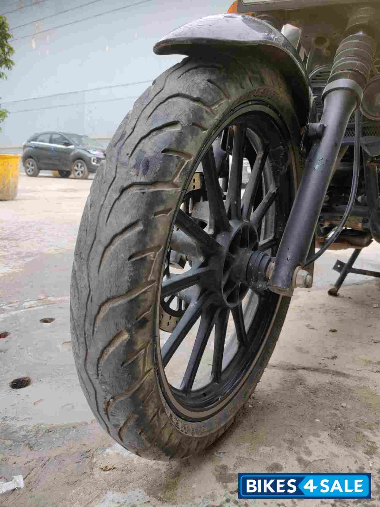 Olive Green Bajaj Avenger Street 220