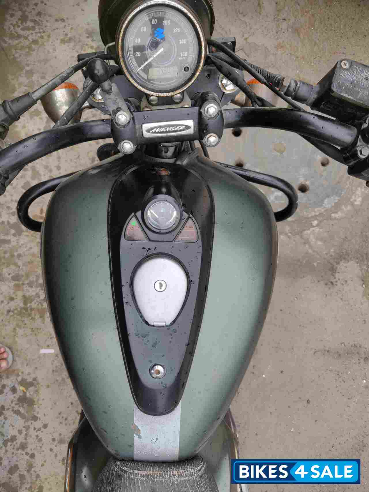 Olive Green Bajaj Avenger Street 220