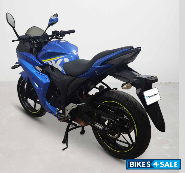 Suzuki Gixxer SF