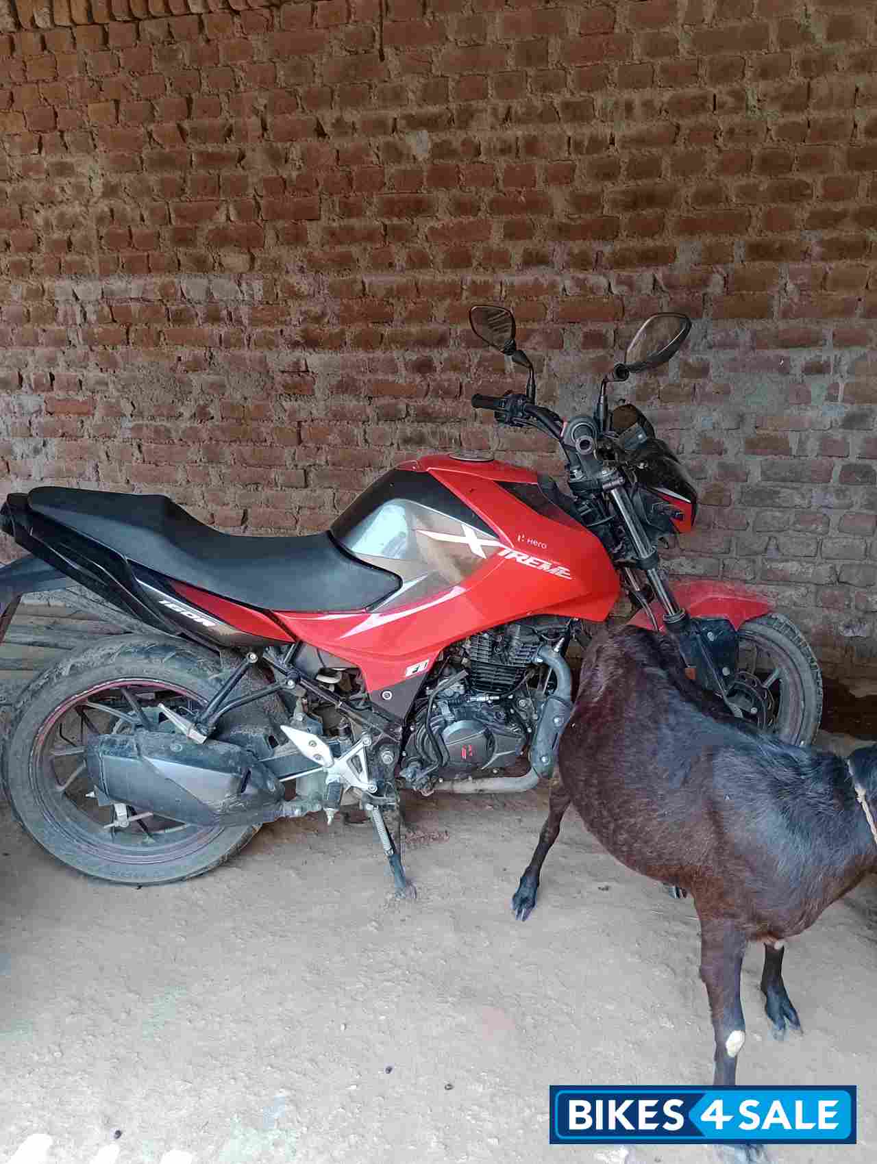 Red Hero Xtreme 160R