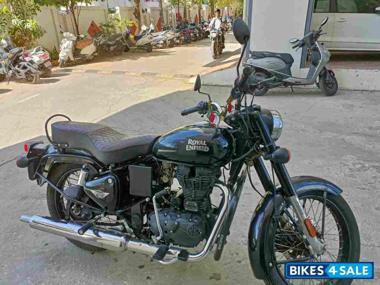Royal Enfield Bullet 350 ES