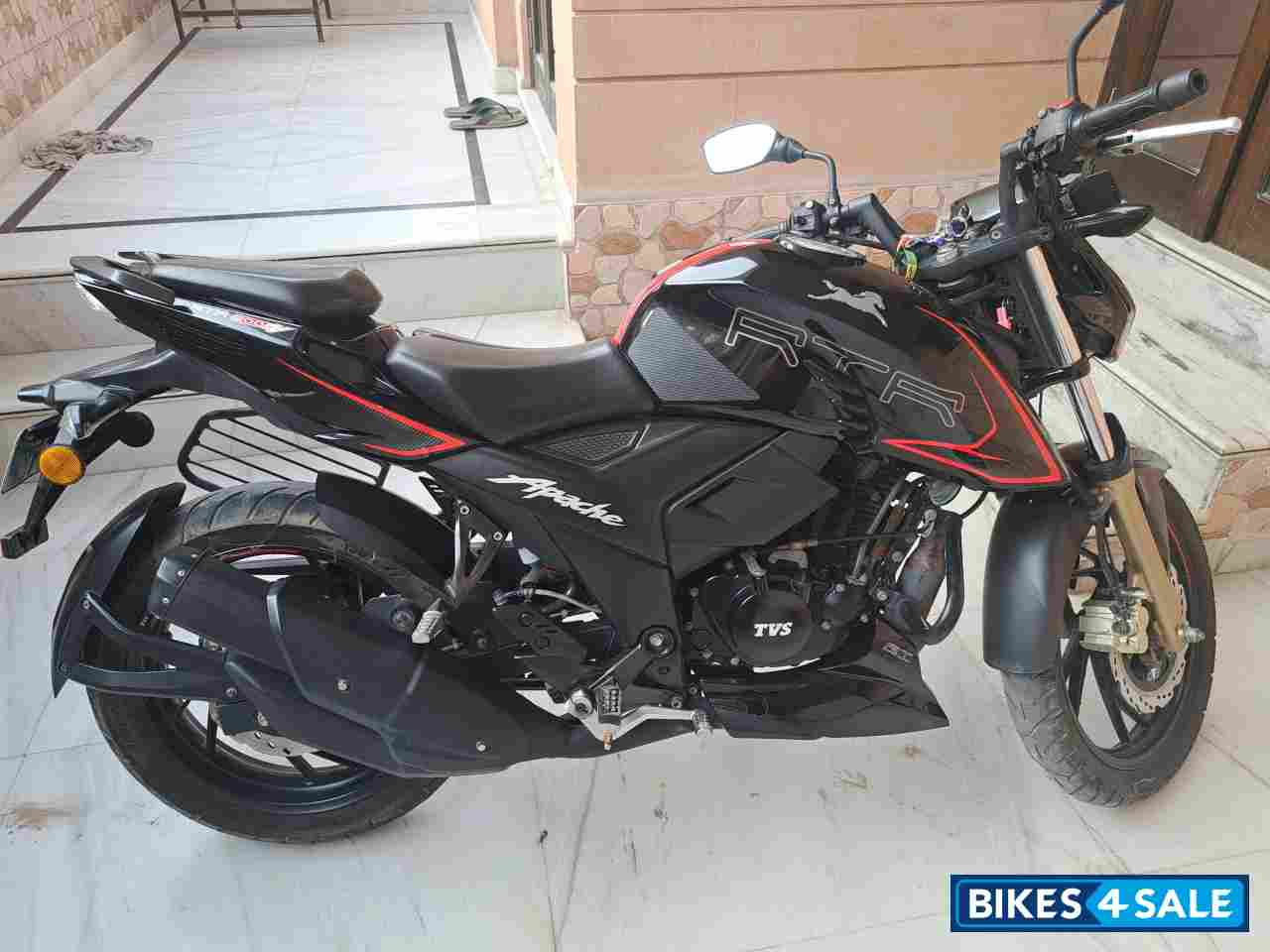 TVS Apache RTR 200 4V ABS Race Edition 2.0