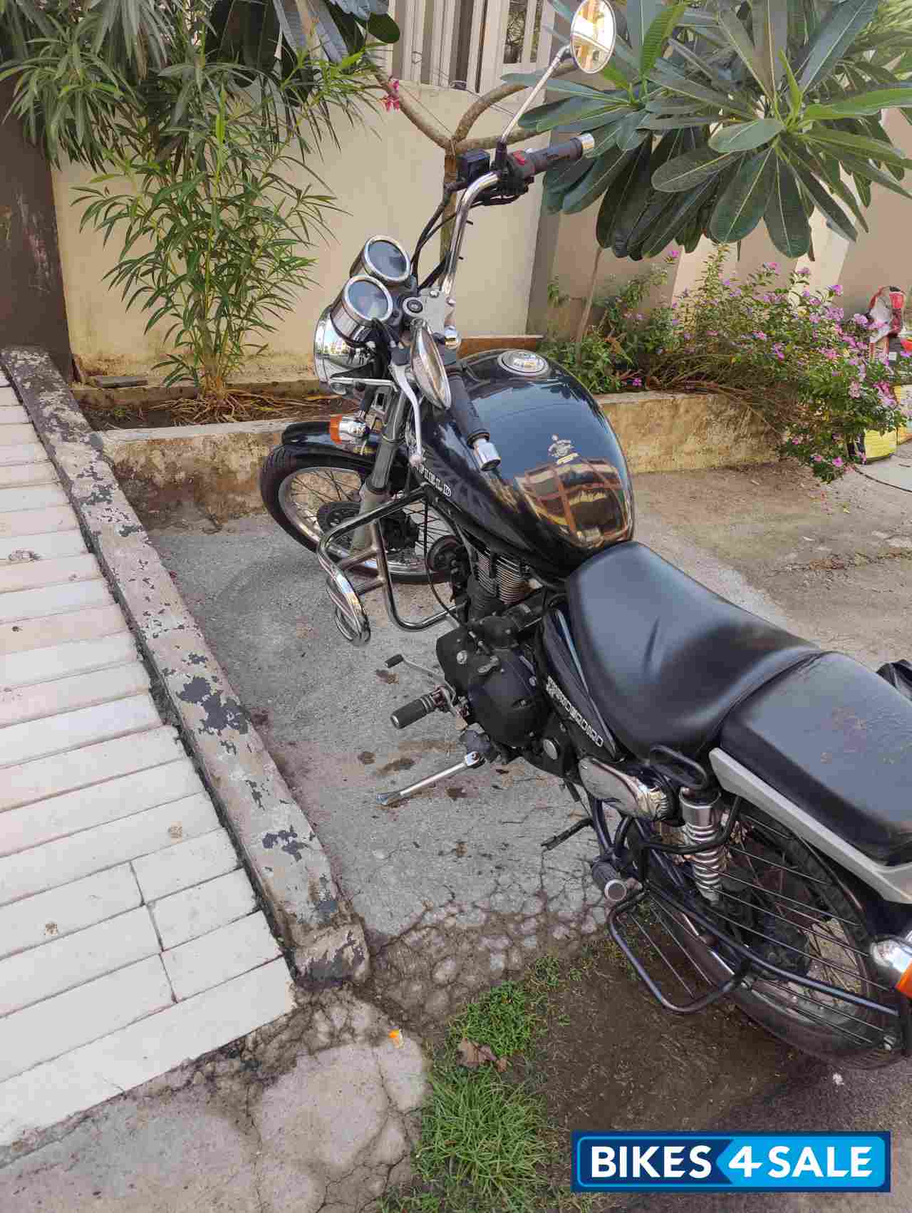 Royal Enfield Thunderbird 500