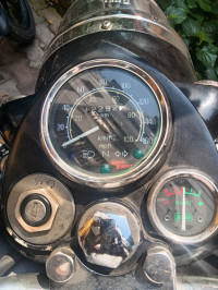 Black Royal Enfield Bullet Standard 350