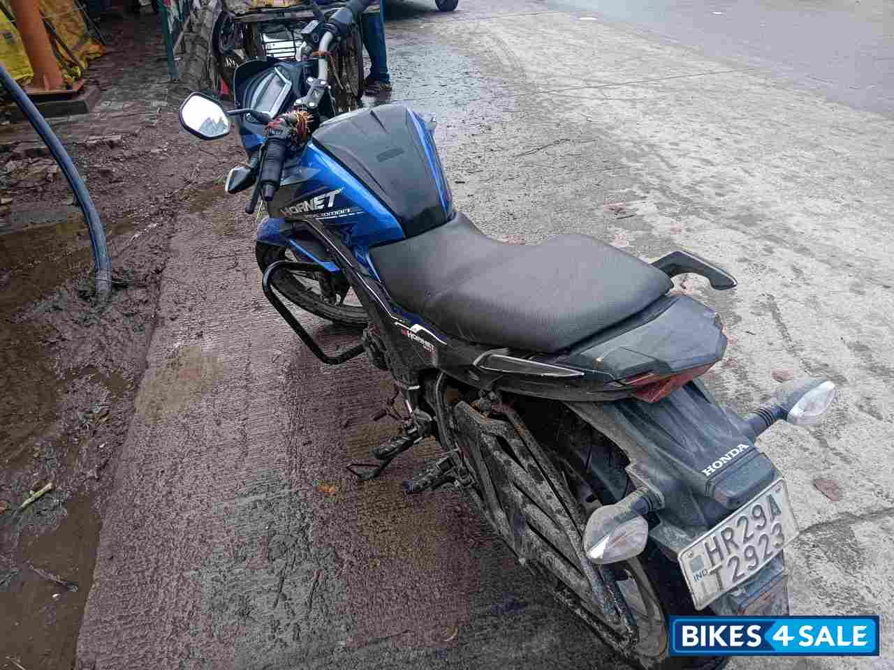Blue Honda CB Hornet 160R ABS