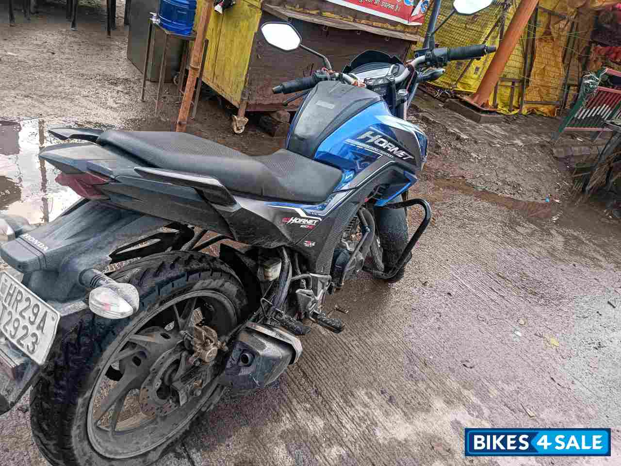 Blue Honda CB Hornet 160R ABS