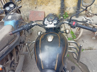 Black Royal Enfield Bullet Standard 350