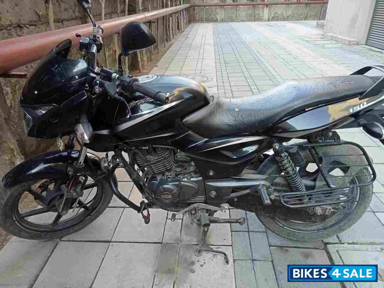 Ebony Black With Silver Bajaj Pulsar 150 DTSi
