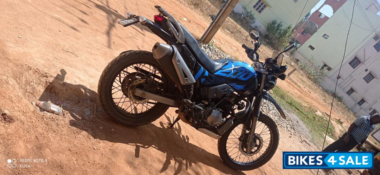 Blue And Black Hero Xpulse 200 4V