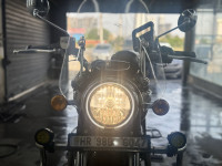 Silver Royal Enfield Meteor 350 Supernova