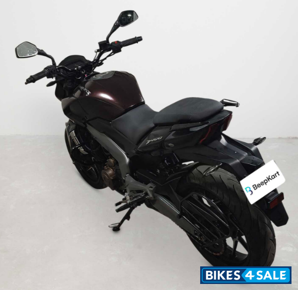 Bajaj Dominar 400