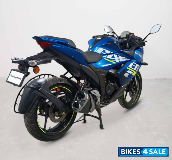 Suzuki Gixxer SF