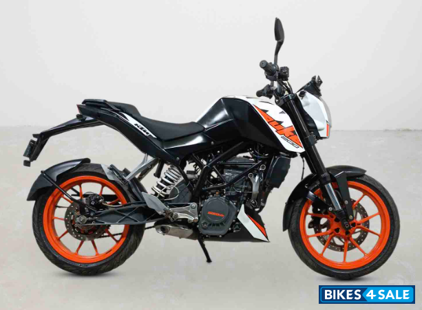 KTM Duke 200