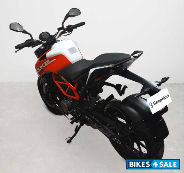 KTM Duke 125