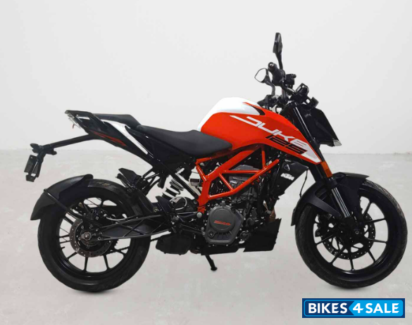 KTM Duke 125