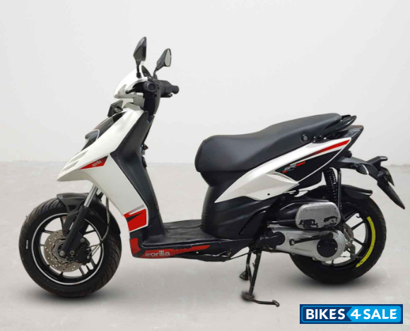 Aprilia SR 160 Std ABS