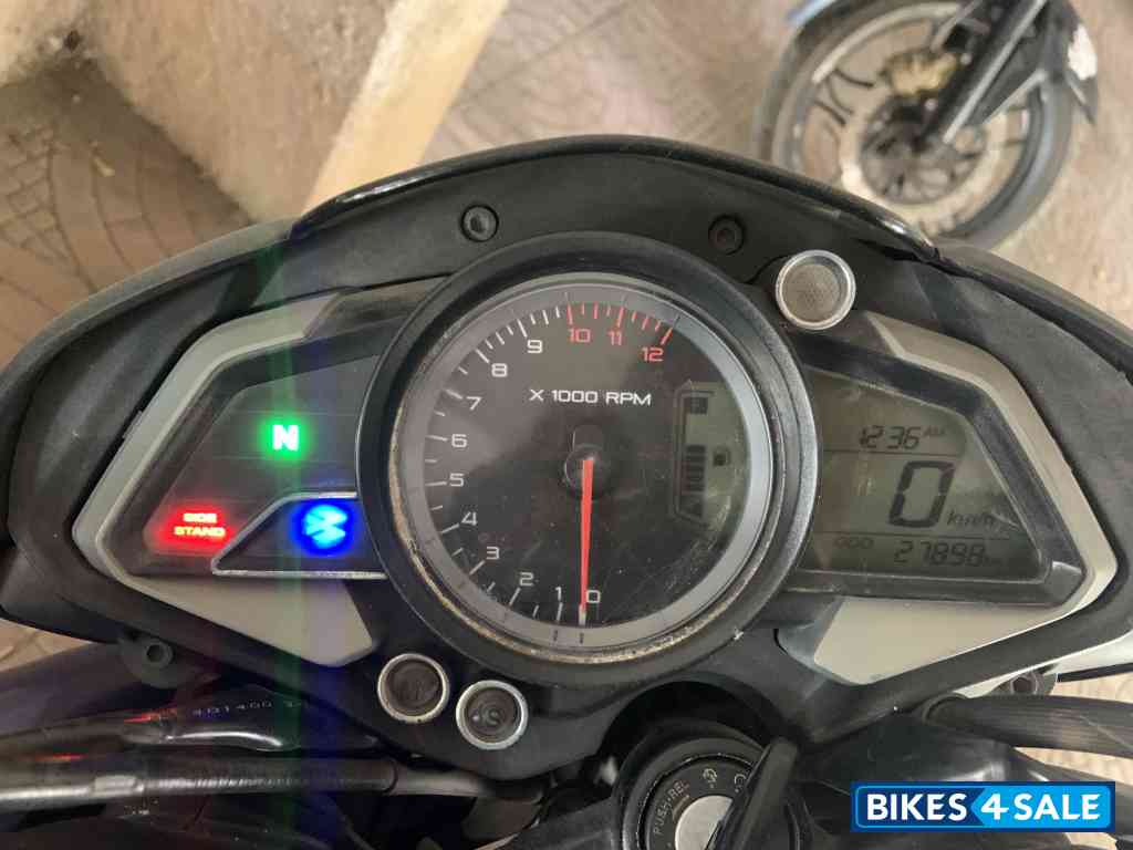 Bajaj Pulsar 200 NS