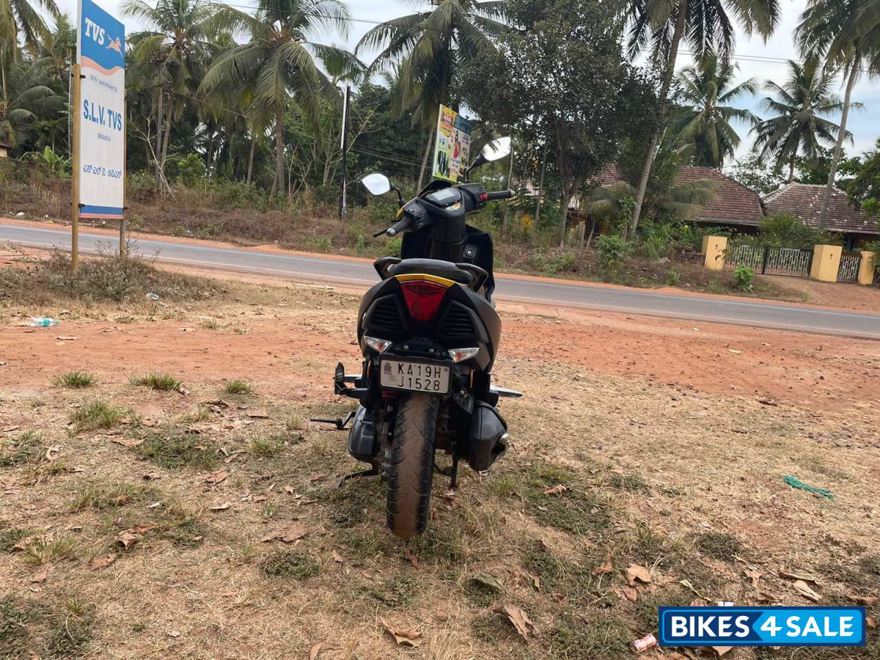 Black & Yellow TVS NTORQ 125