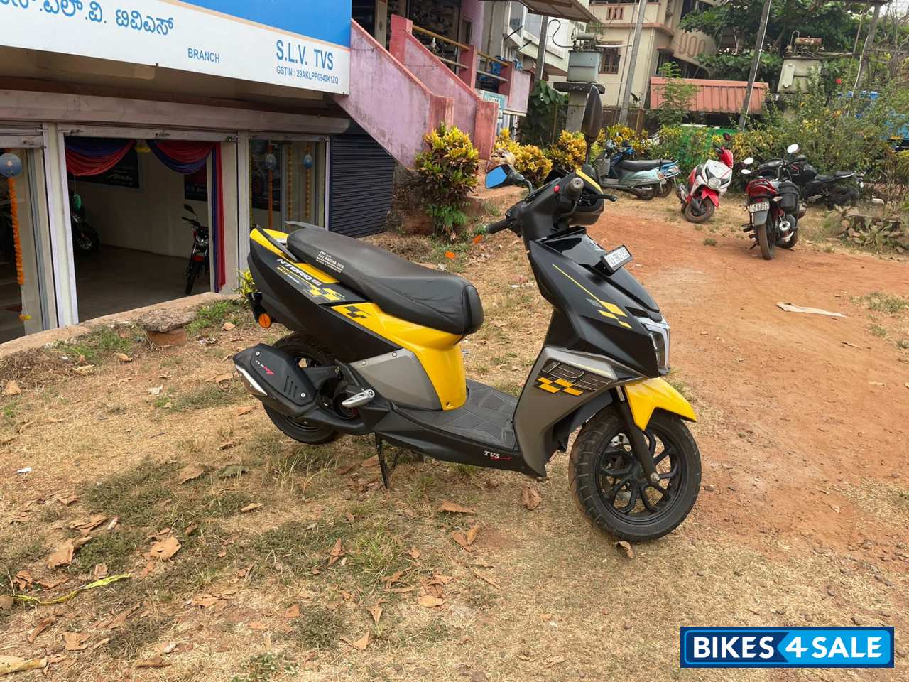 Black & Yellow TVS NTORQ 125