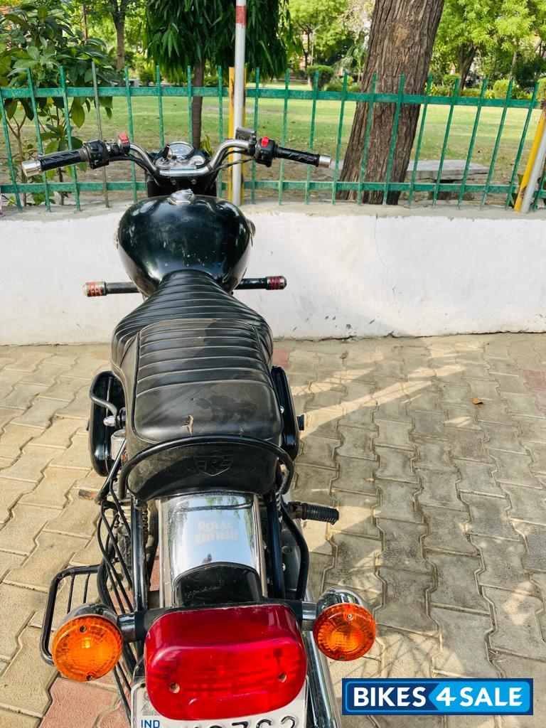 Black Royal Enfield Bullet 350 ES