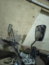 Bajaj Avenger 220 DTS-i