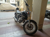 Bajaj Avenger 220 DTS-i