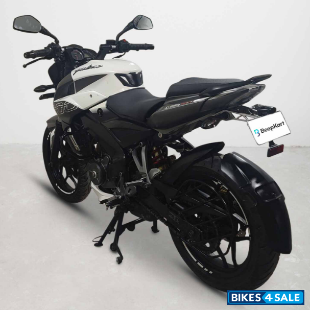 Bajaj Pulsar NS200 Bajaj Pulsar NS200