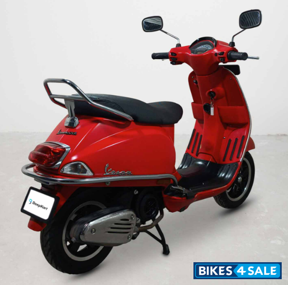 Vespa SXL 150