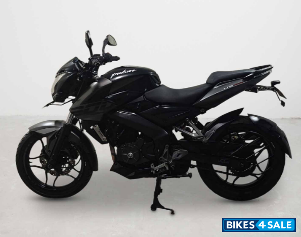 Bajaj Pulsar NS200
