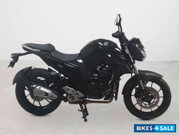 Yamaha FZ