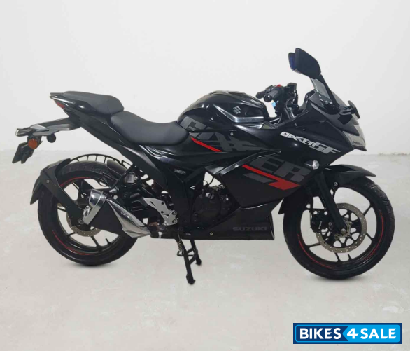 Suzuki Gixxer SF