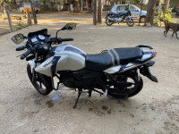 White TVS Apache RTR 160