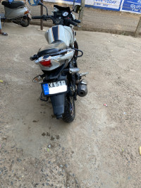 White TVS Apache RTR 160