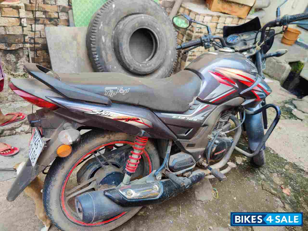 Grey Honda CB Shine SP