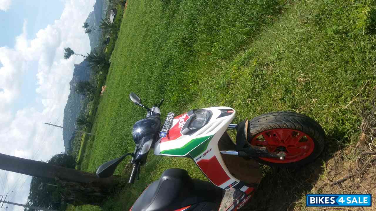 Aprilia SR 150 Race