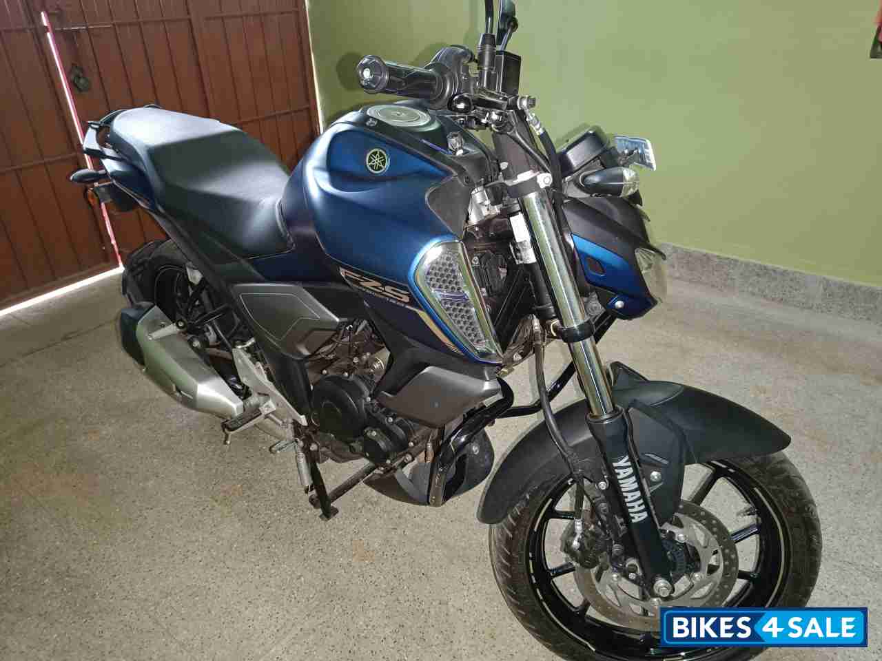 Yamaha FZ-S FI V3 BS6