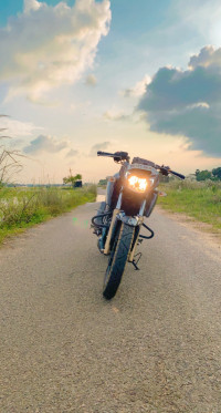 Black TVS Apache RTR 200 4V