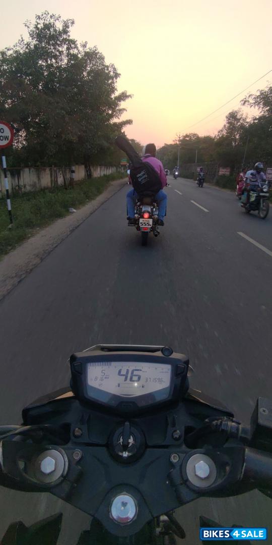 Black TVS Apache RTR 200 4V