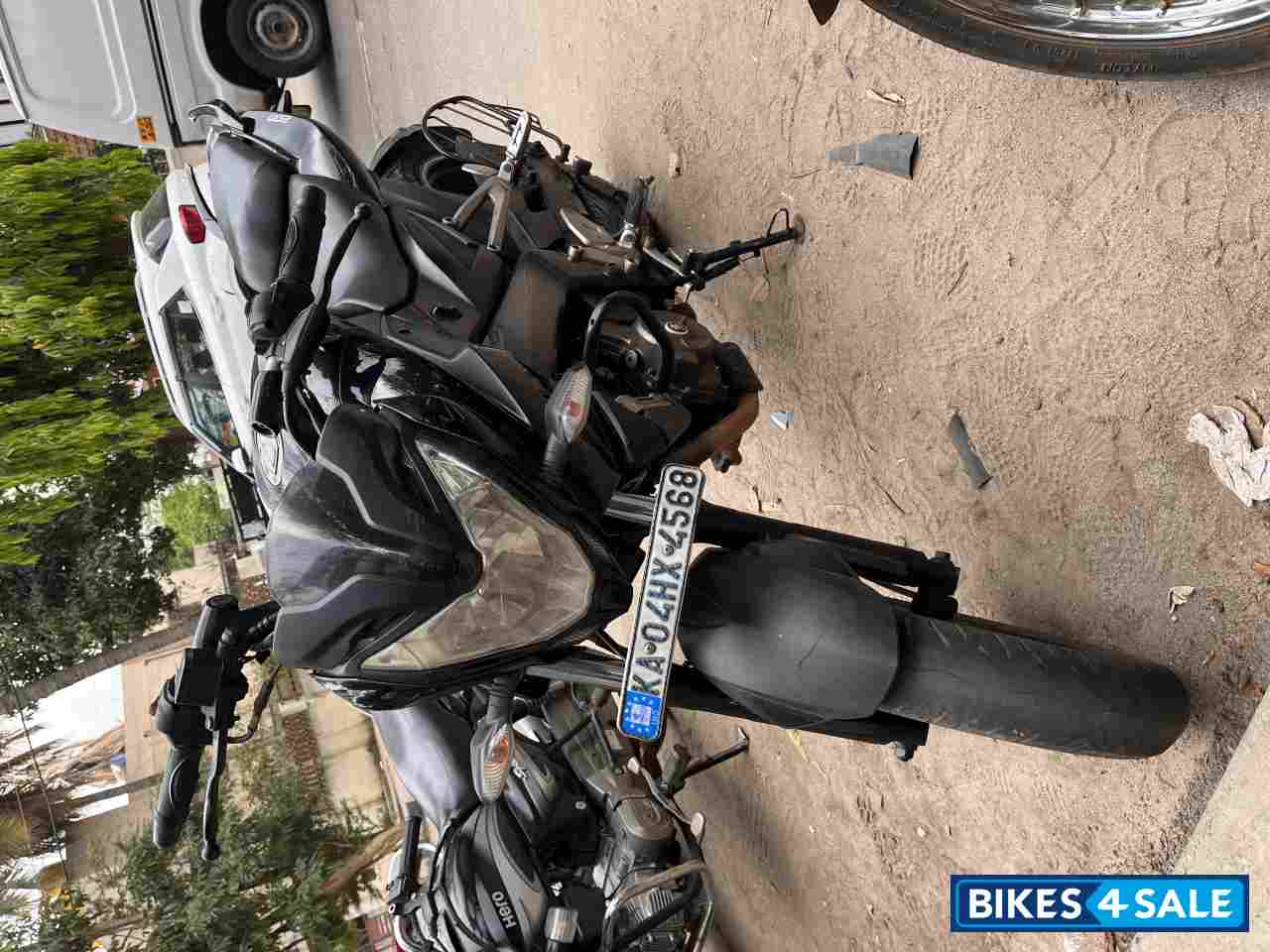 Bajaj Pulsar NS200