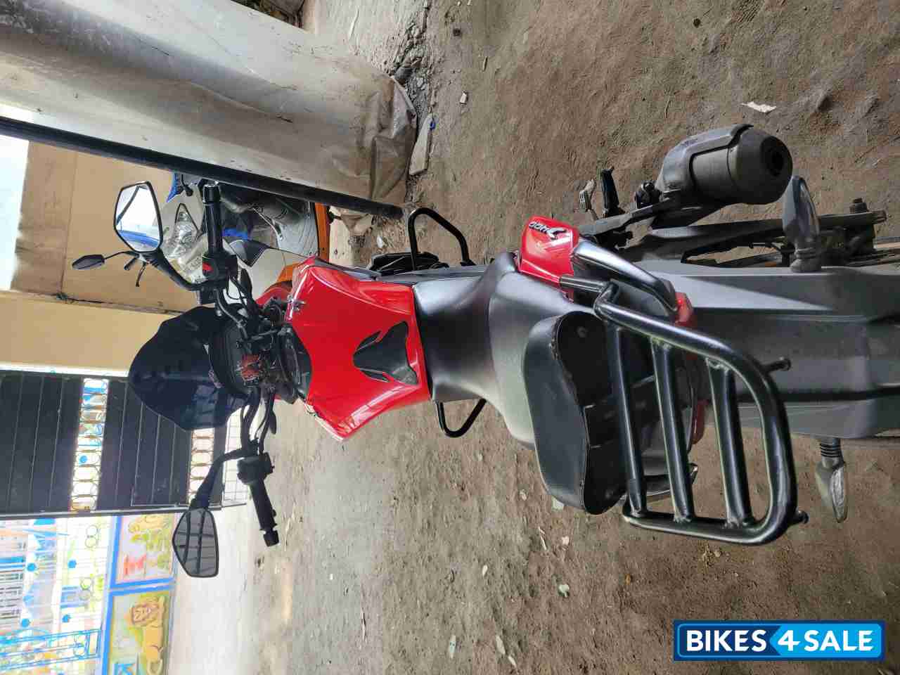 Bajaj Dominar Dominar 400 2018 with dual channel ABS